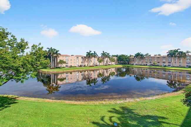 Building Photo - 5749 Gemstone Ct