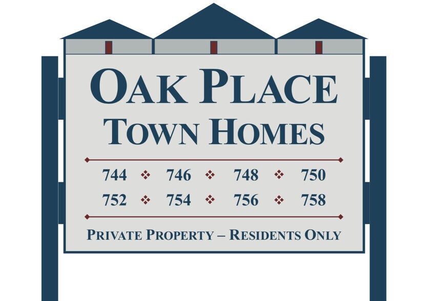 Building Photo - 748 NE Oak Place