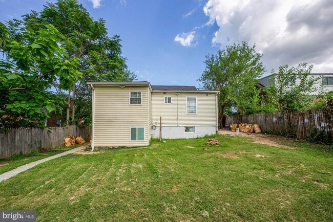 Building Photo - 6508 Medwick Dr