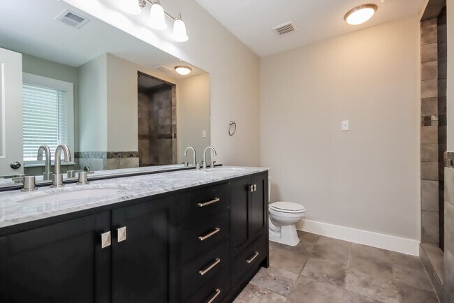 Building Photo - 18154 Windy Oaks Ct