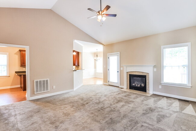 Building Photo - 29 Westcote Ln