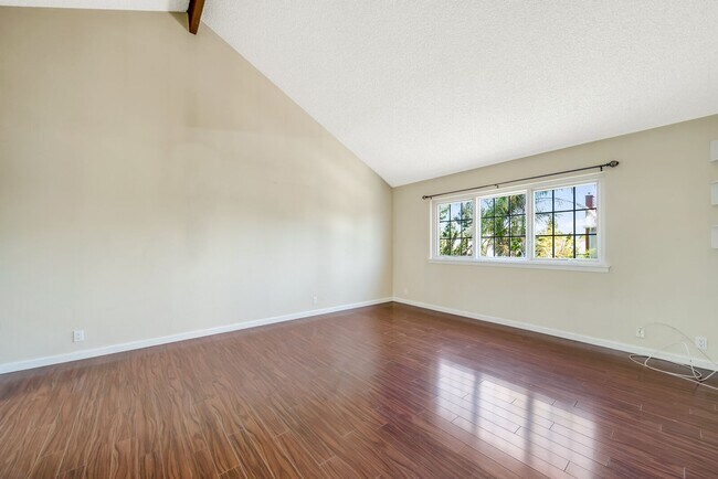 Building Photo - 35216 Wycombe Pl