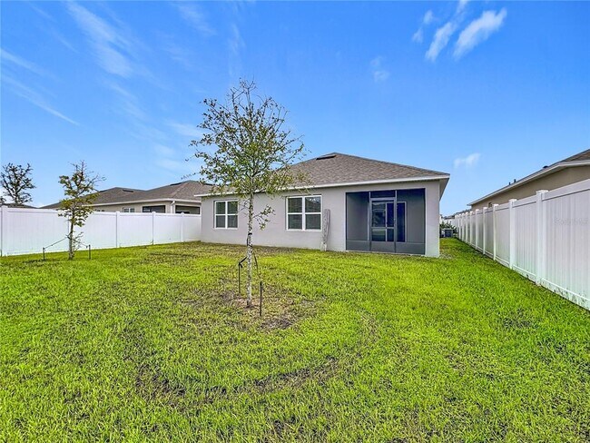 Building Photo - 5817 Arboretum St