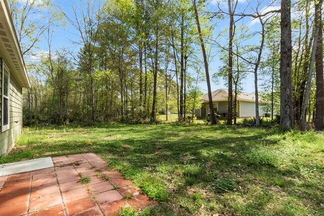 Building Photo - 37 Firewood Rd