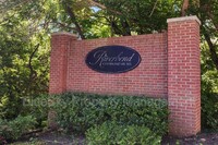 Building Photo - 260 Riverbend Dr