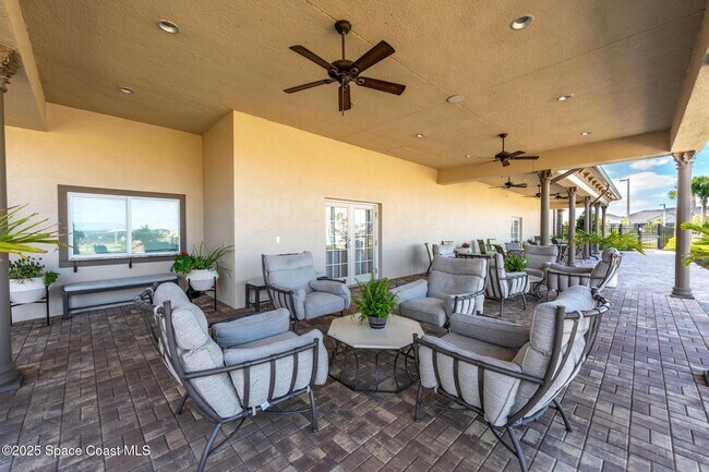 Building Photo - 7804 Loren Cove Dr
