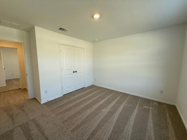 Building Photo - 263 Magalia Ln