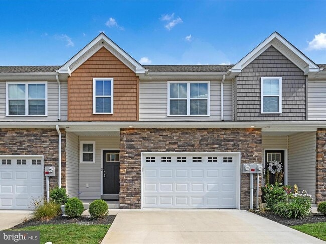 Building Photo - 108 Staplehill Ct