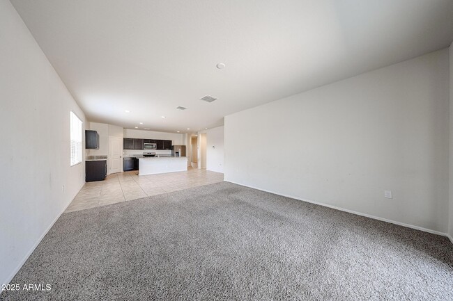 Building Photo - 31041 W Avalon Cir