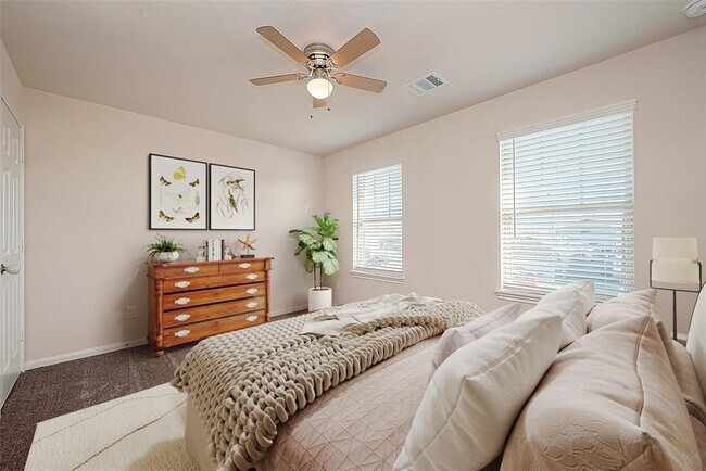 Building Photo - 26030 Drover Sky Ct