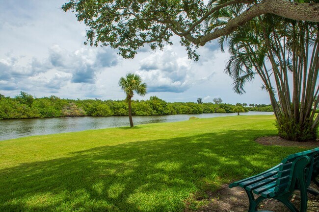 Building Photo - 2800 Indian River Blvd