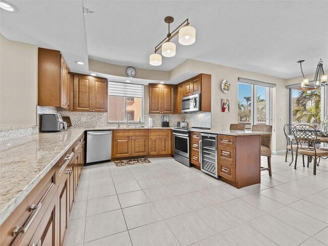 Building Photo - 4953 Bacopa Ln S