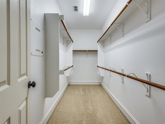 Building Photo - 832 Hidden Springs Ct