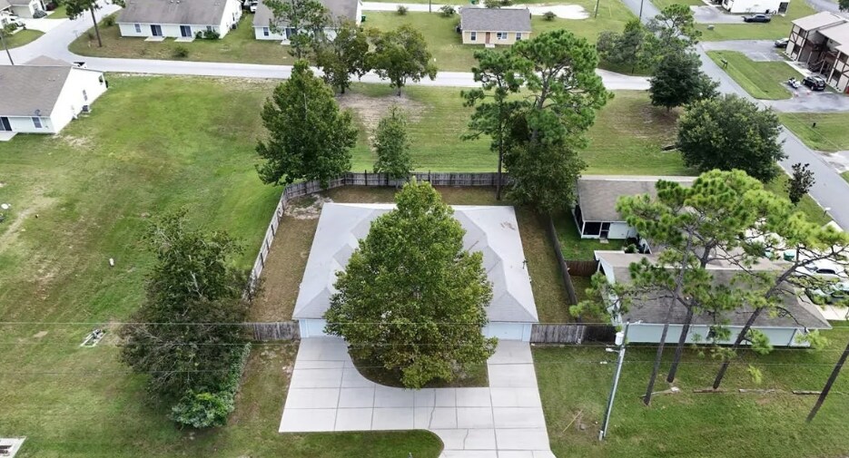 Building Photo - 2131 N Pine Cone Ave