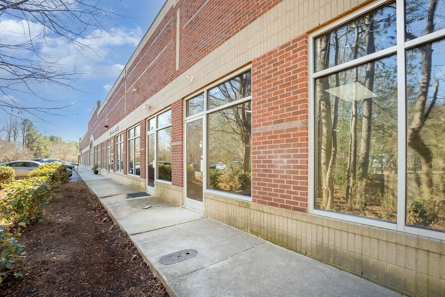 Building Photo - 5621 Departure Dr