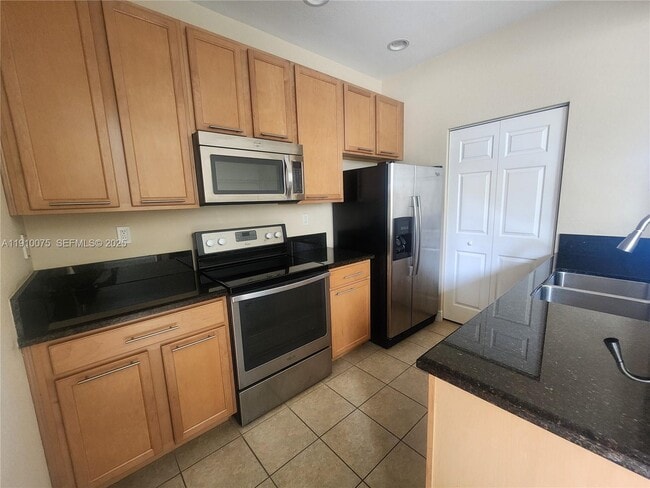 Building Photo - 14722 SW 12th St