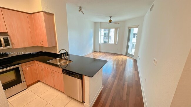 Building Photo - 1830 Radius Dr