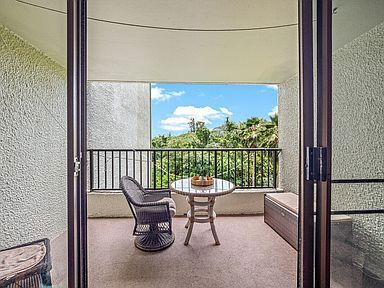 Building Photo - 1875 Kalanianaole St