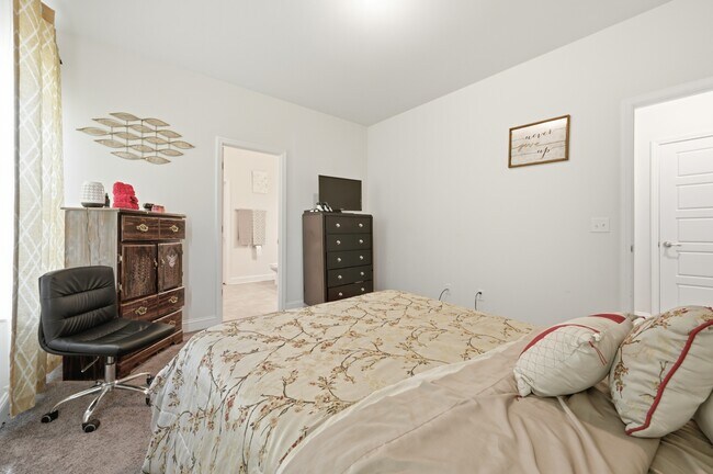 Building Photo - 111 Franklins Walk