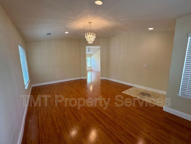 Building Photo - 2144 Gold Hollow Ct