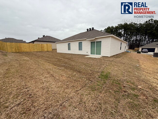 Building Photo - 1281 Meadows Dr