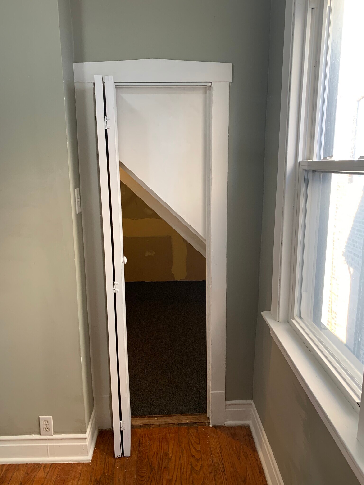 2nd Bedroom Closet - 4704 W Waveland Ave