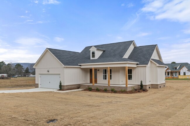 Building Photo - 219 Bush Rd SE