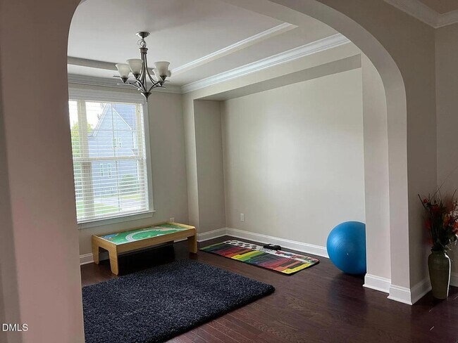 Building Photo - 267 Crestmont Ridge Dr