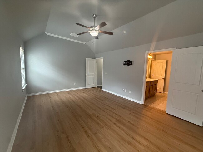 Building Photo - 6605 NW 158th St
