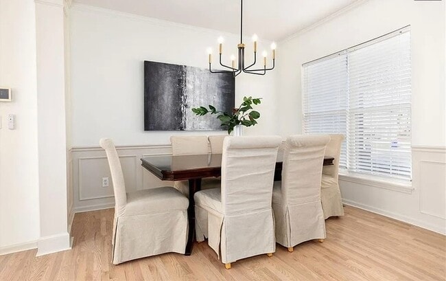 Building Photo - Spacious and Elegant 4 BR 4 BA Home in Olathe!