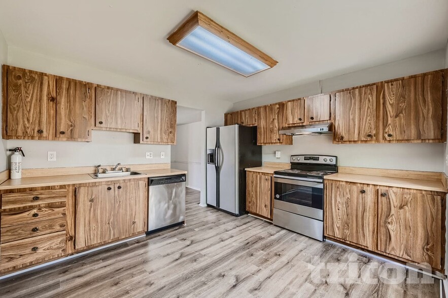 Building Photo - 1103 Riverboat Ct