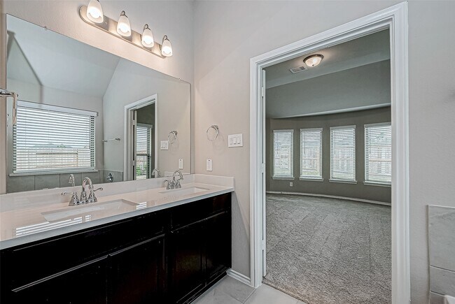 Building Photo - 31801 Pecan Cottage Ln