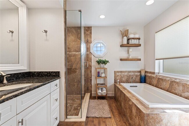 Building Photo - 6611 Surfside Blvd