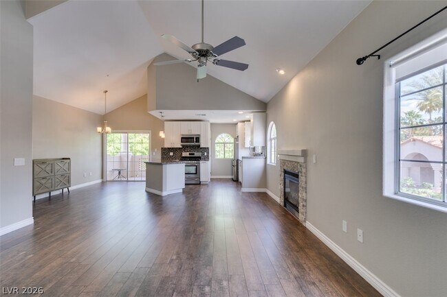 Building Photo - 2925 Wigwam Pkwy