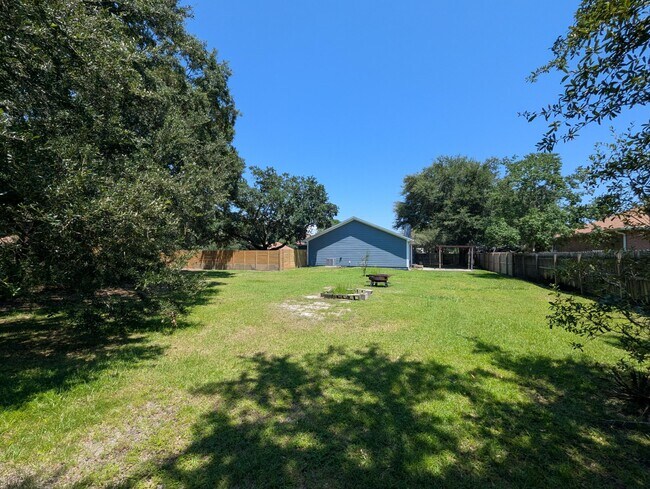 Building Photo - 8325 Fortworth St