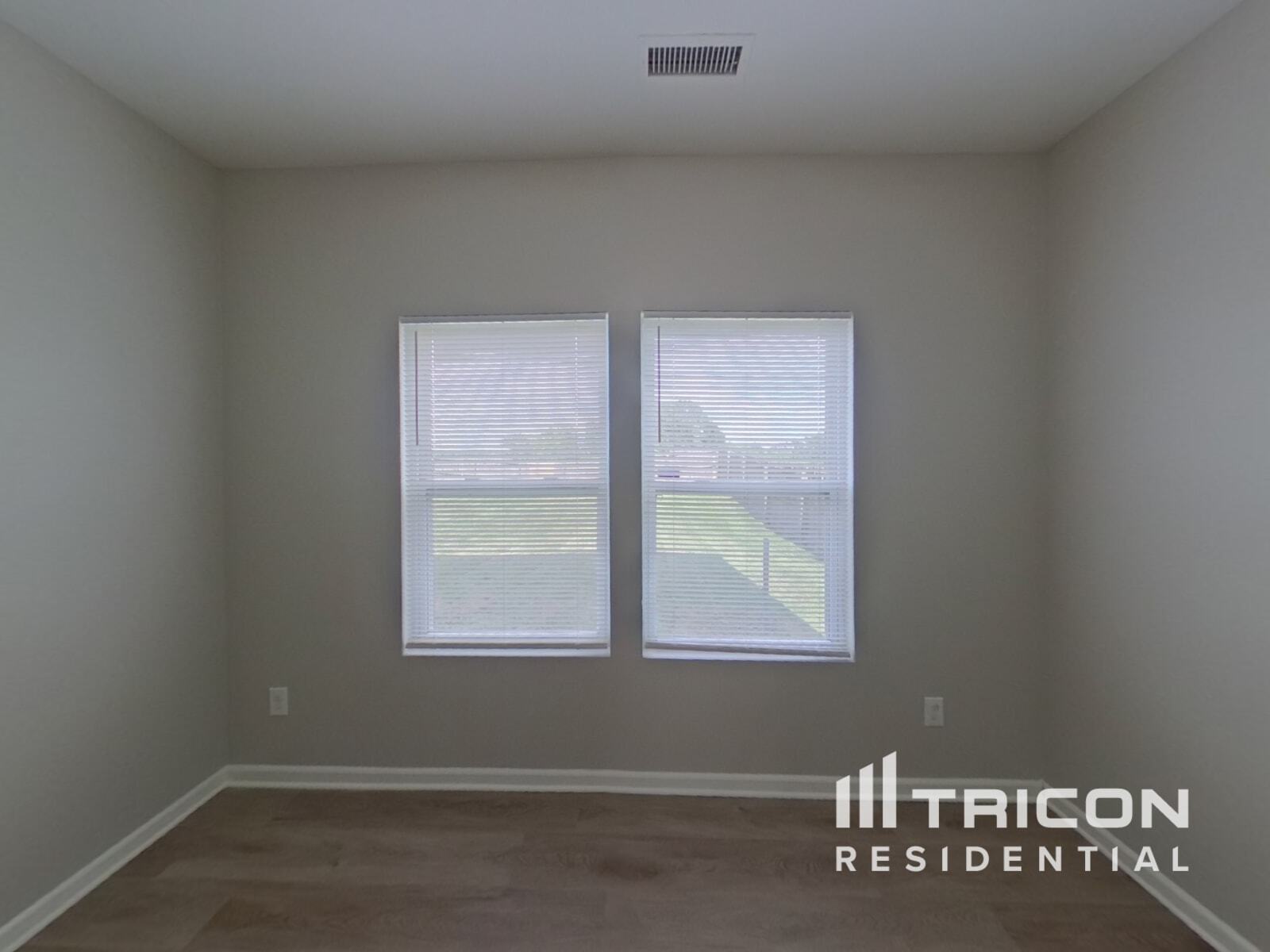 Building Photo - 11215 Breezehill Ln