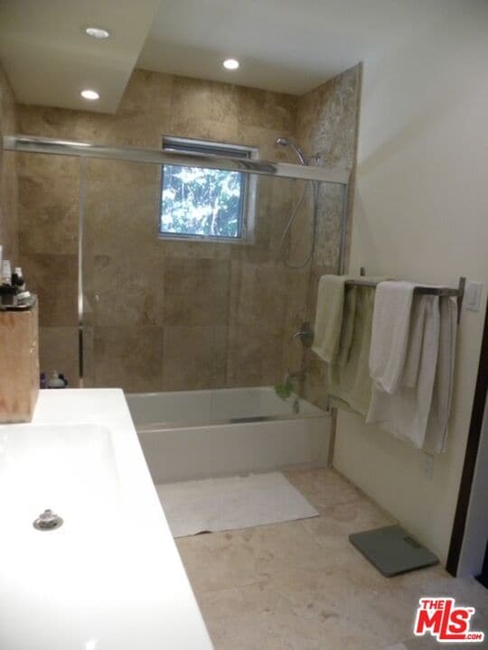 Building Photo - 4980 Alatar Dr