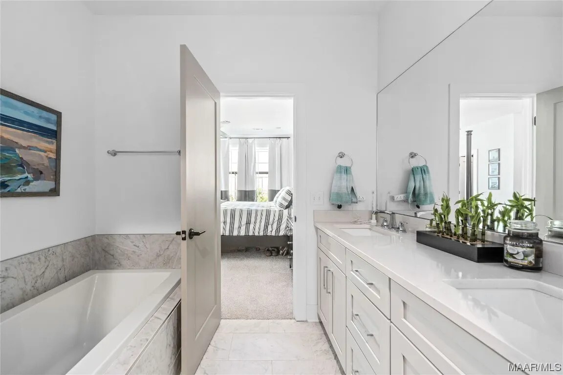 Building Photo - 4648 Broadwick St