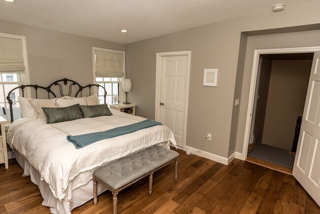 Building Photo - 21 Trenton St