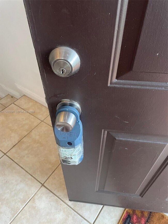 Building Photo - 2191 Bayberry Dr