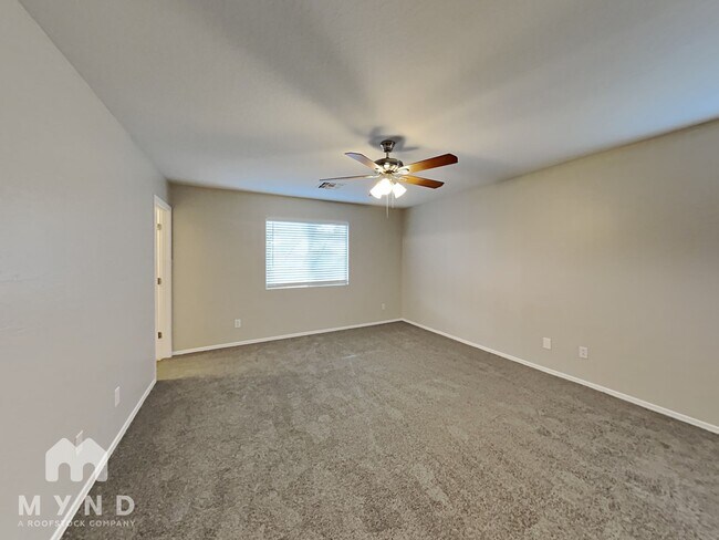 Building Photo - 10413 W Miami St