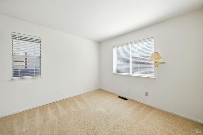Building Photo - 1424 Dandelion Way