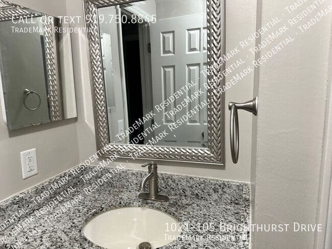 Building Photo - 1021 Brighthurst Dr