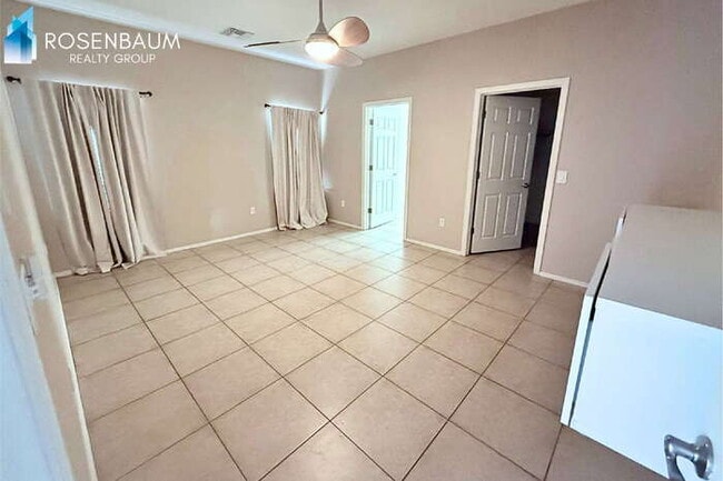 Building Photo - 7570 E Majestic Palm Ln