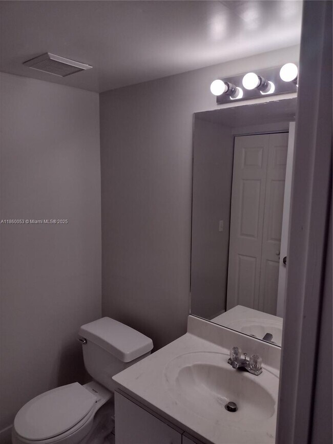 Building Photo - 2311 SW 83rd Ave
