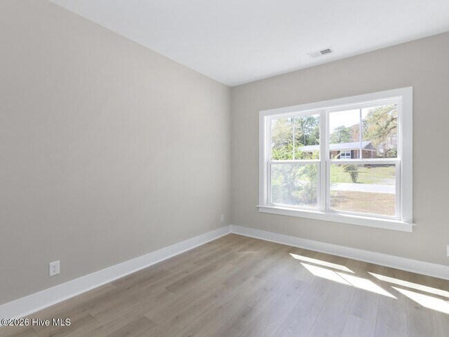 Building Photo - 1314 Carlyle Ln