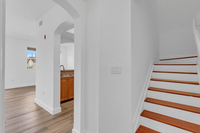 Building Photo - 8970 W Flagler St