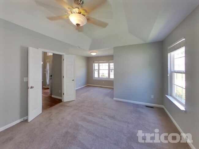 Building Photo - 4331 Clearbrook Ln