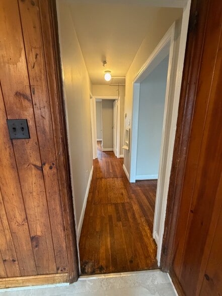 Building Photo - 1101 Easton Rd