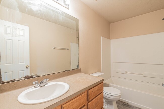 Building Photo - 21135 Sprouse Cir